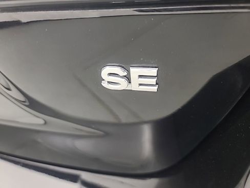 Used 2024 Mitsubishi Outlander Sport SE AWD/4WD image 11