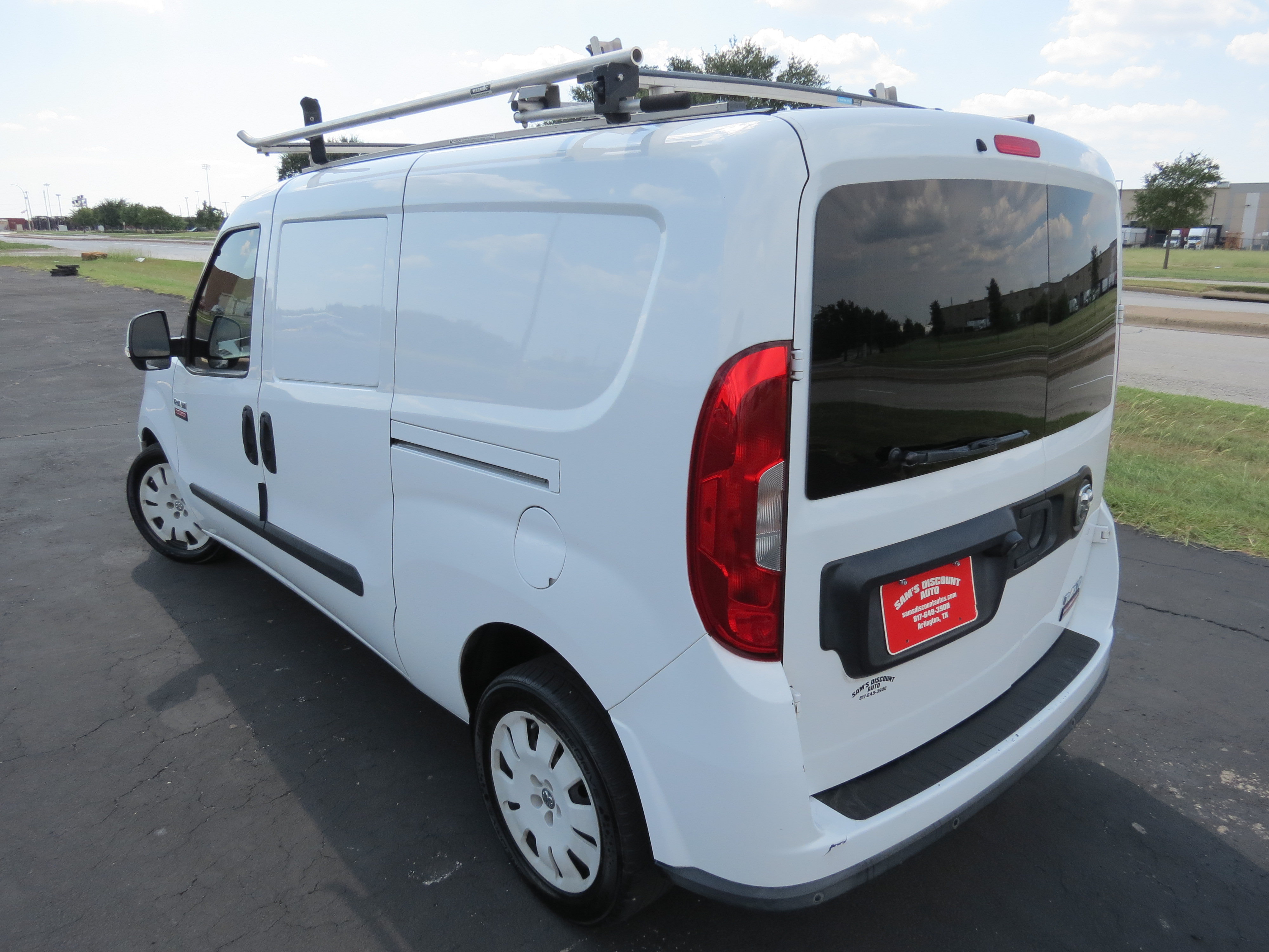 Used 2018 RAM ProMaster City Tradesman SLT FWD image 5