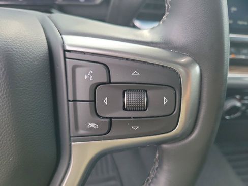Used 2024 Chevrolet Silverado 1500 LT AWD/4WD image 29