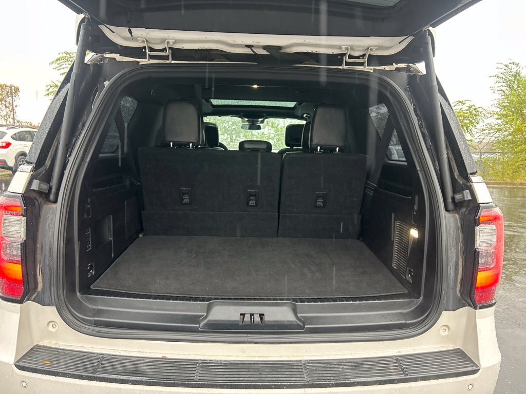 Used 2018 Ford Expedition Max Limited w/ Equipment Group 301A AWD/4WD image 11