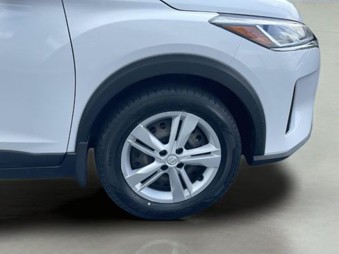 Used 2024 Nissan Kicks S FWD image 32