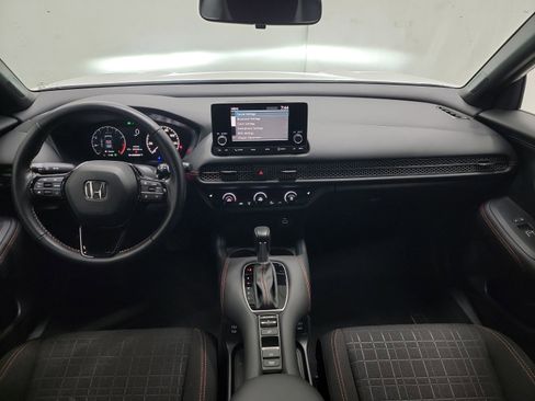 Certified 2025 Honda HR-V Sport image 15