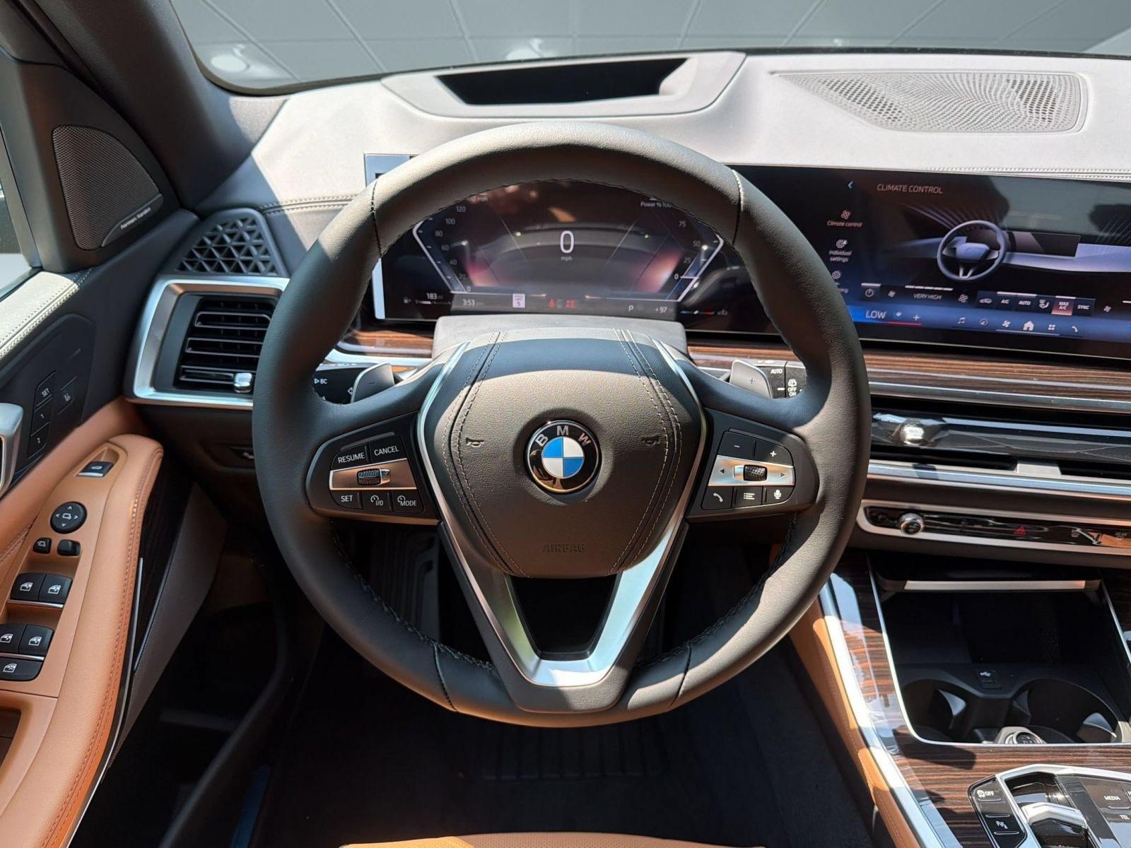 Used 2026 BMW X5 xDrive40i AWD/4WD image 11