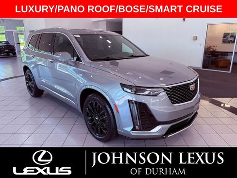 Used 2025 Cadillac XT6 Luxury FWD image 1