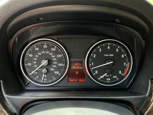 Used 2013 BMW 335i xDrive Coupe AWD/4WD image 17