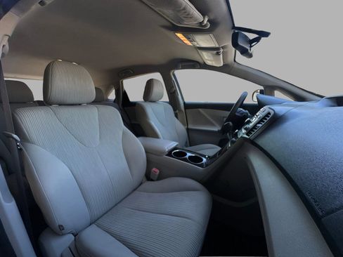 Used 2009 Toyota Venza FWD image 42