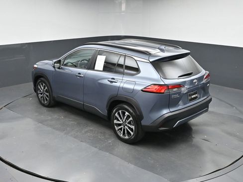 Used 2023 Toyota Corolla Cross XLE image 36