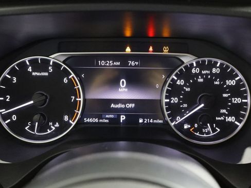 Used 2024 Nissan Rogue SV AWD/4WD image 11