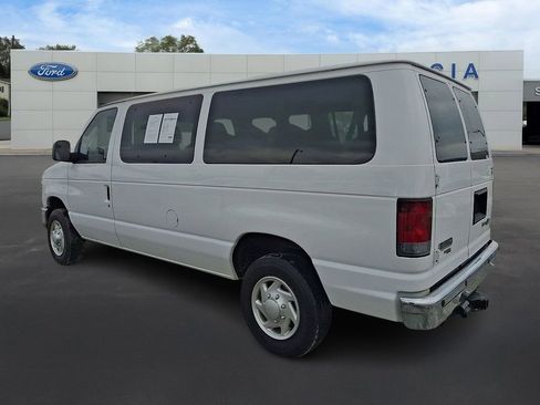 Used 2013 Ford E-350 and Econoline 350 XLT image 6