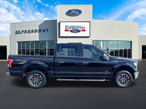Used 2017 Ford F150 XLT image 6