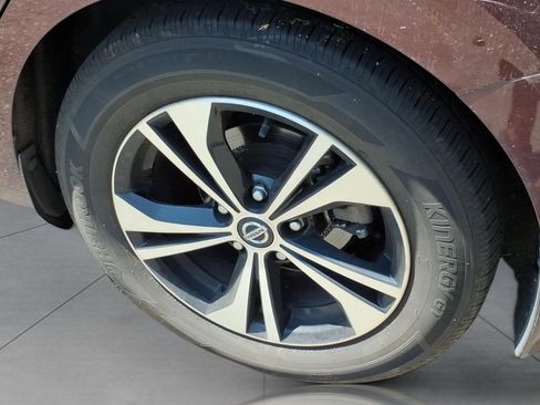 Used 2022 Nissan Sentra SV w/ All-Weather Package FWD image 6