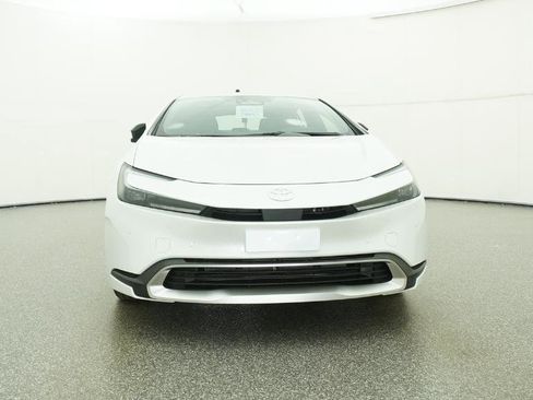 New 2026 Toyota Prius Plug-In Hybrid FWD image 39