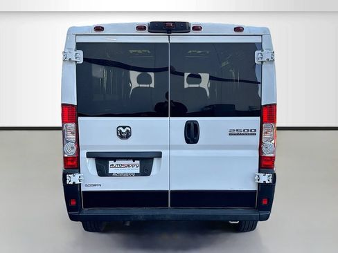Used 2025 RAM ProMaster 2500 w/ U-Haul Equipment Group FWD image 6