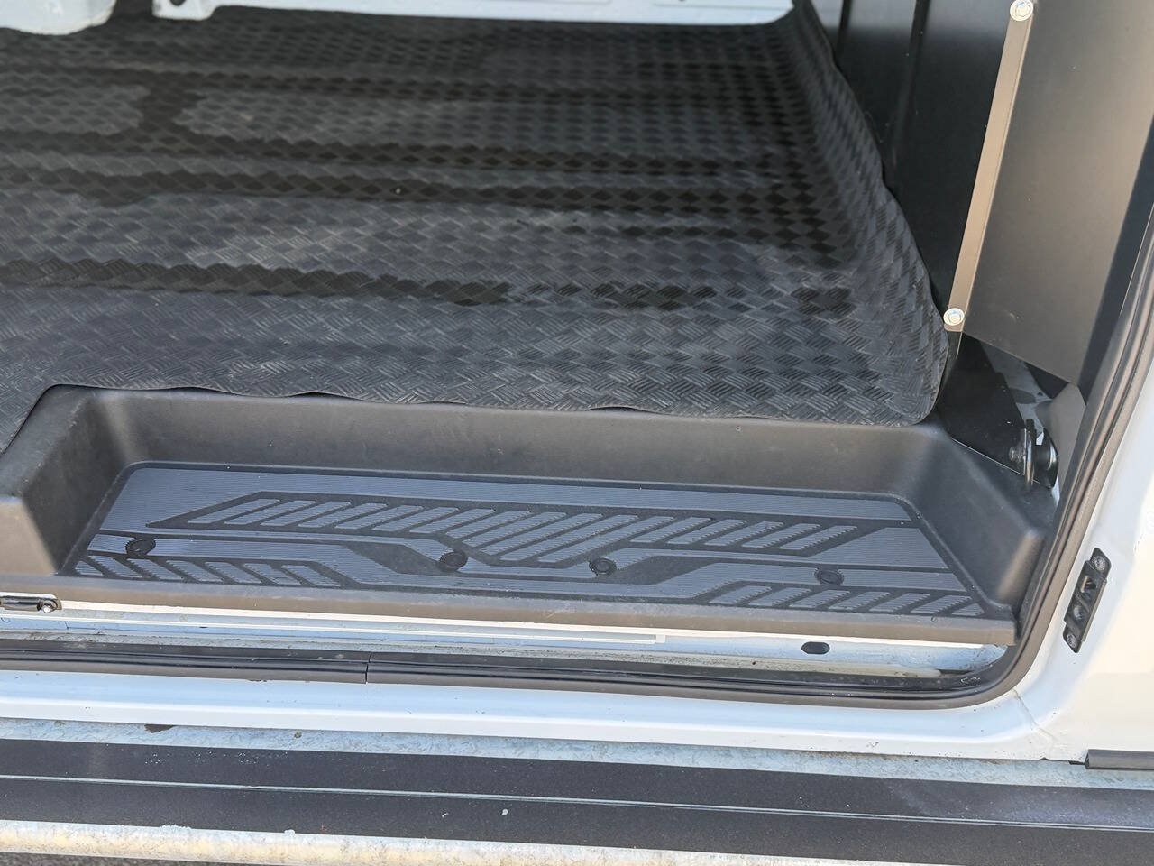 Used 2025 Ford Transit 250 Low Roof w/ Exterior Upgrade Package RWD image 81
