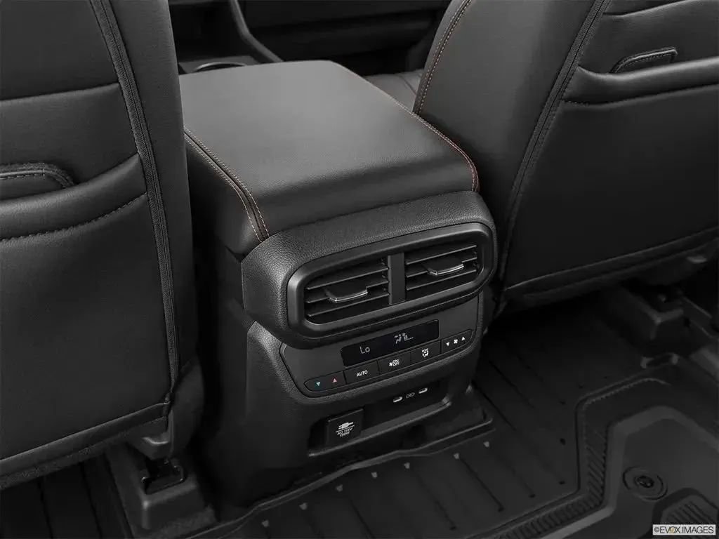 New 2026 Honda Pilot TrailSport image 32
