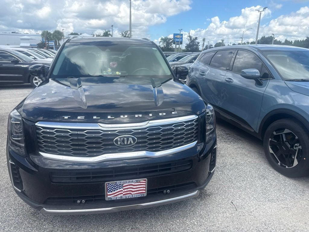 Used 2020 Kia Telluride EX FWD image 3