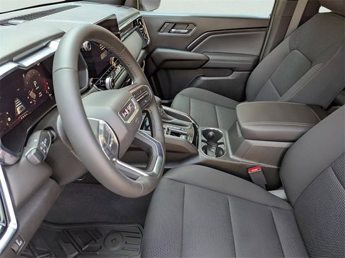 New 2026 GMC Canyon Elevation w/ Convenience Package image 8