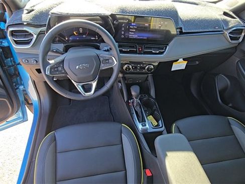 Used 2025 Chevrolet TrailBlazer ACTIV w/ Convenience Package image 18