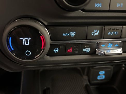 New 2025 Ford Bronco Outer Banks image 14