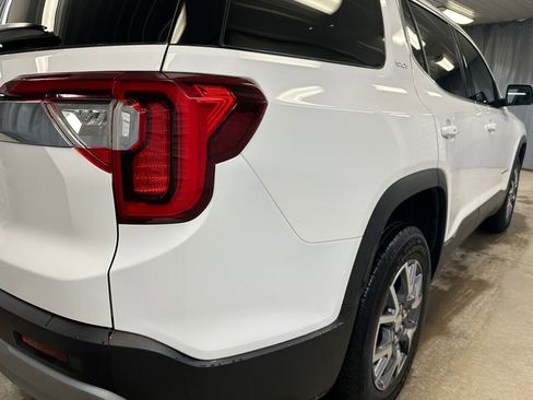 Certified 2023 GMC Acadia SLT w/ Preferred Package image 30