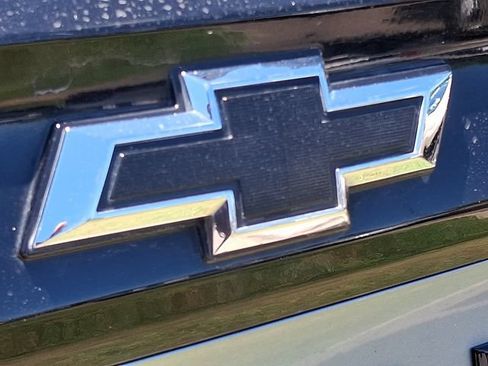 Used 2025 Chevrolet Suburban Z71 AWD/4WD image 24