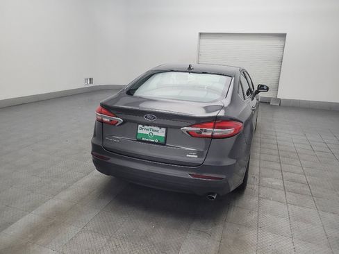 Used 2019 Ford Fusion SE FWD image 7
