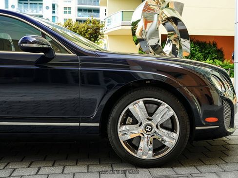 Used 2010 Bentley Flying Spur Flying Spur AWD/4WD image 9