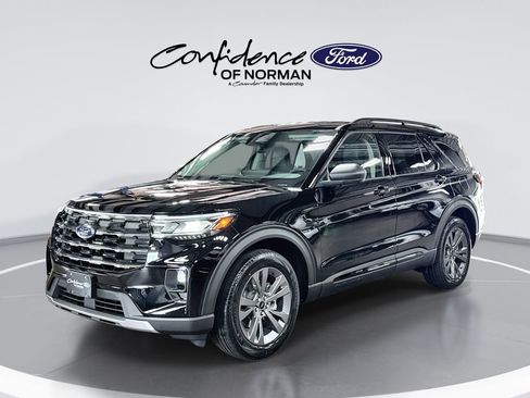 New 2026 Ford Explorer Active w/ Active Comfort Package AWD/4WD image 1