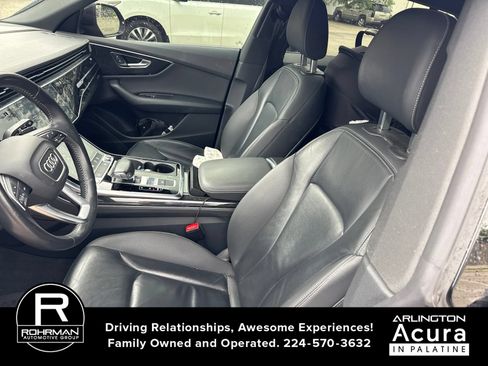 Used 2019 Audi Q8 Premium w/ Convenience Package AWD/4WD image 9