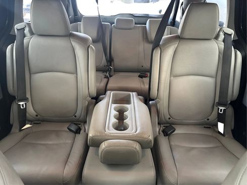 Used 2018 Honda Odyssey EX-L image 20