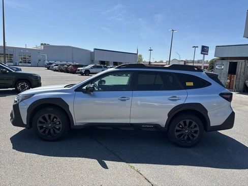 Used 2024 Subaru Outback Onyx Edition image 3