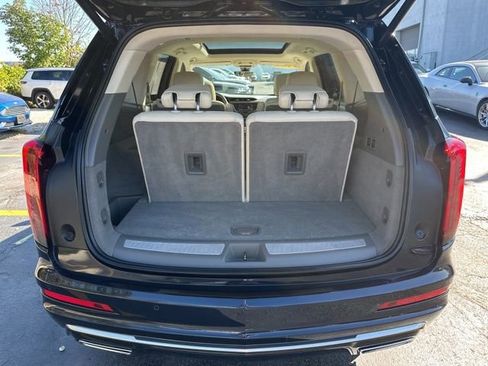 Certified 2022 Cadillac XT6 Premium Luxury w/ Technology Package image 22