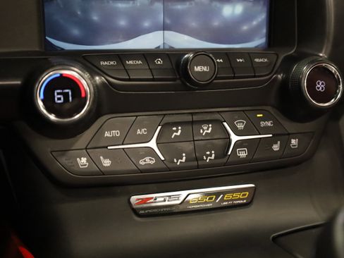 Used 2016 Chevrolet Corvette Z06 w/ 2LZ Preferred Equipment Group image 29