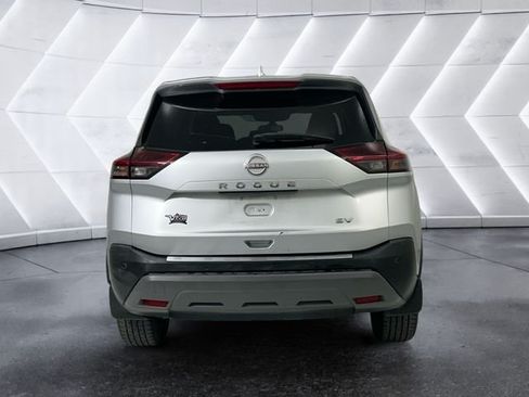 Used 2022 Nissan Rogue SV FWD image 5