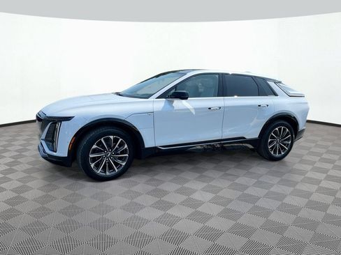 New 2026 Cadillac Lyriq Sport RWD image 1