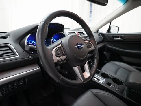 Used 2016 Subaru Outback 2.5i Limited image 7