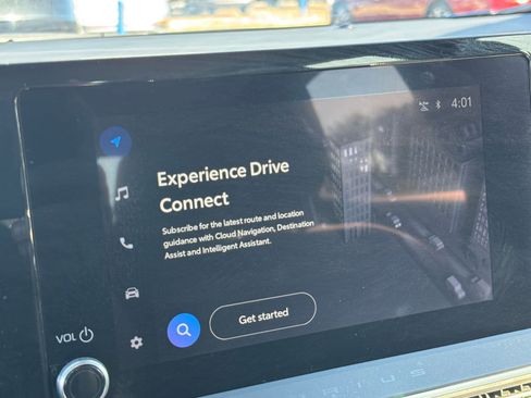 Used 2025 Toyota Prius LE image 20