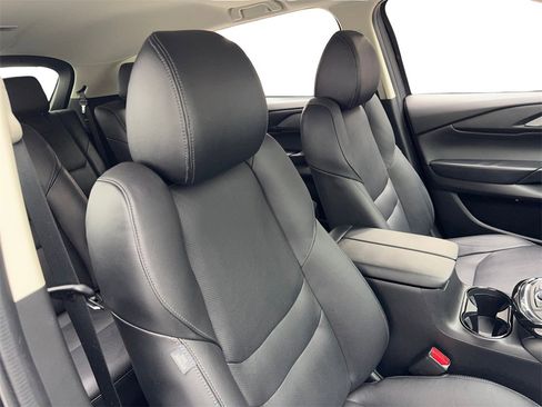 Used 2023 MAZDA CX-9 Touring image 49