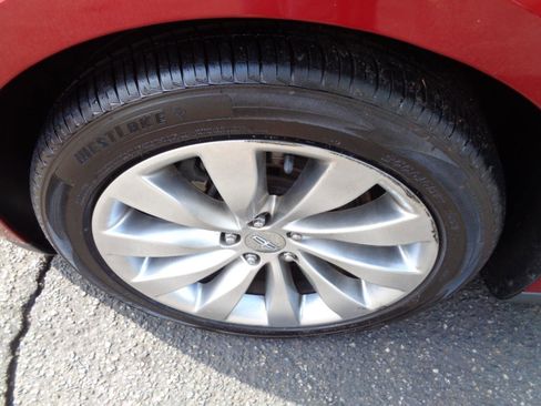 Used 2014 Lincoln MKS FWD image 30