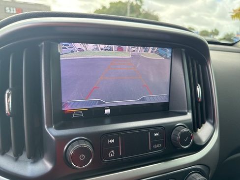 Certified 2020 Chevrolet Colorado LT w/ Safety Package image 15