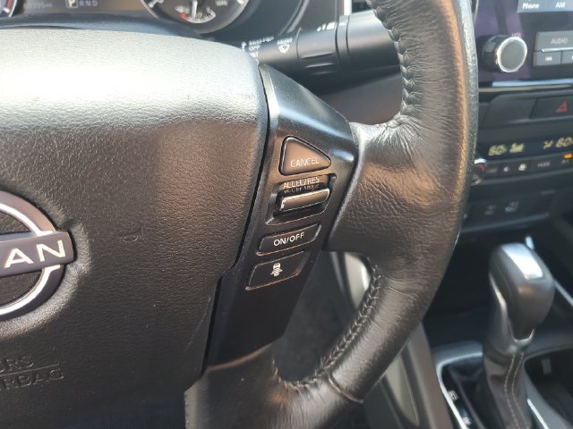 Used 2022 Nissan Frontier SV w/ Technology Package RWD image 31