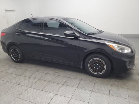 Used 2016 Hyundai Accent SE FWD image 11