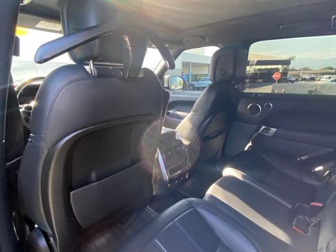 Used 2019 Land Rover Range Rover Sport HSE AWD/4WD image 9