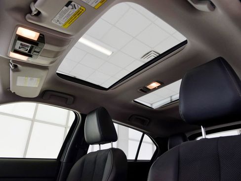 Used 2024 Mitsubishi Eclipse Cross SE image 27