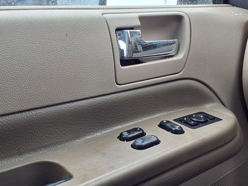 Used 2004 Mercury Monterey Convenience image 14