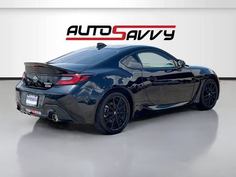 Used 2023 Toyota GR86 Premium w/ ALL Weather Mat Package (TMS) RWD image 7