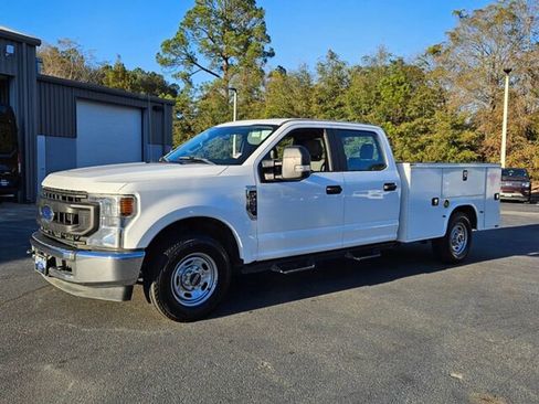 Used 2020 Ford F250 XL w/ Power Equipment Group image 3