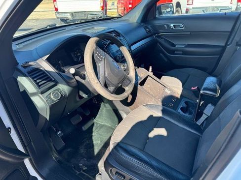 Used 2017 Ford Explorer 4WD Police Interceptor image 4
