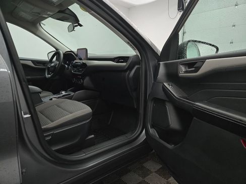 Used 2022 Ford Escape SE w/ Convenience Package image 32