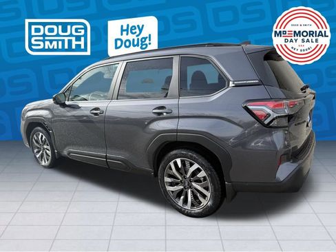 New 2026 Subaru Forester Touring AWD/4WD image 3
